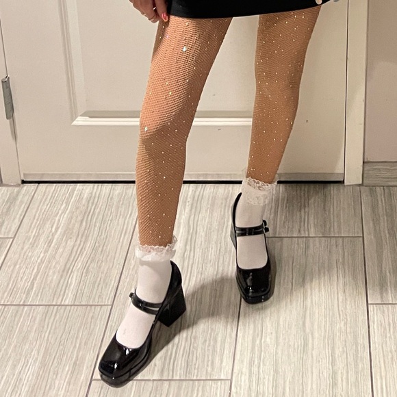 ALDO Black Patent Leather Platform Mary Jane Heels - Picture 7 of 7